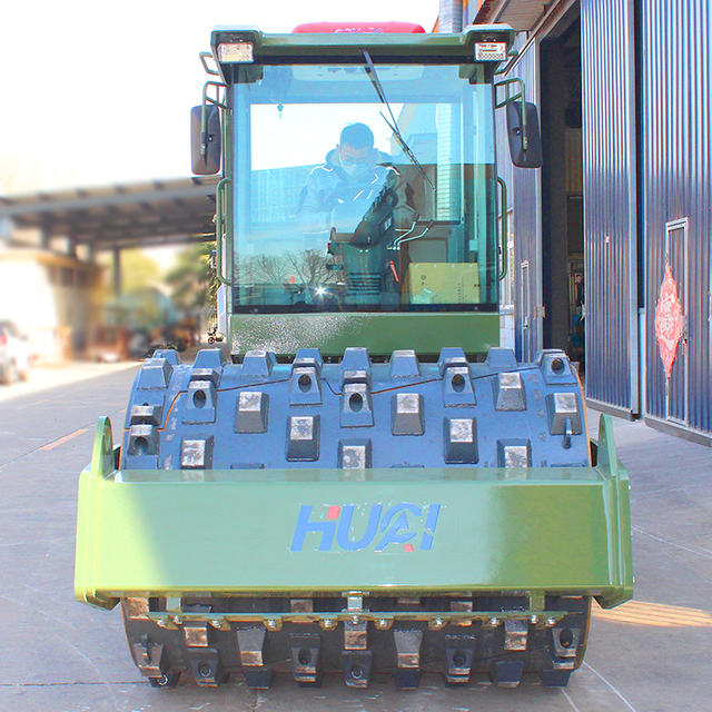 Heavy Duty 8T Vibratory Asphalt Road Roller Sheep－footroller